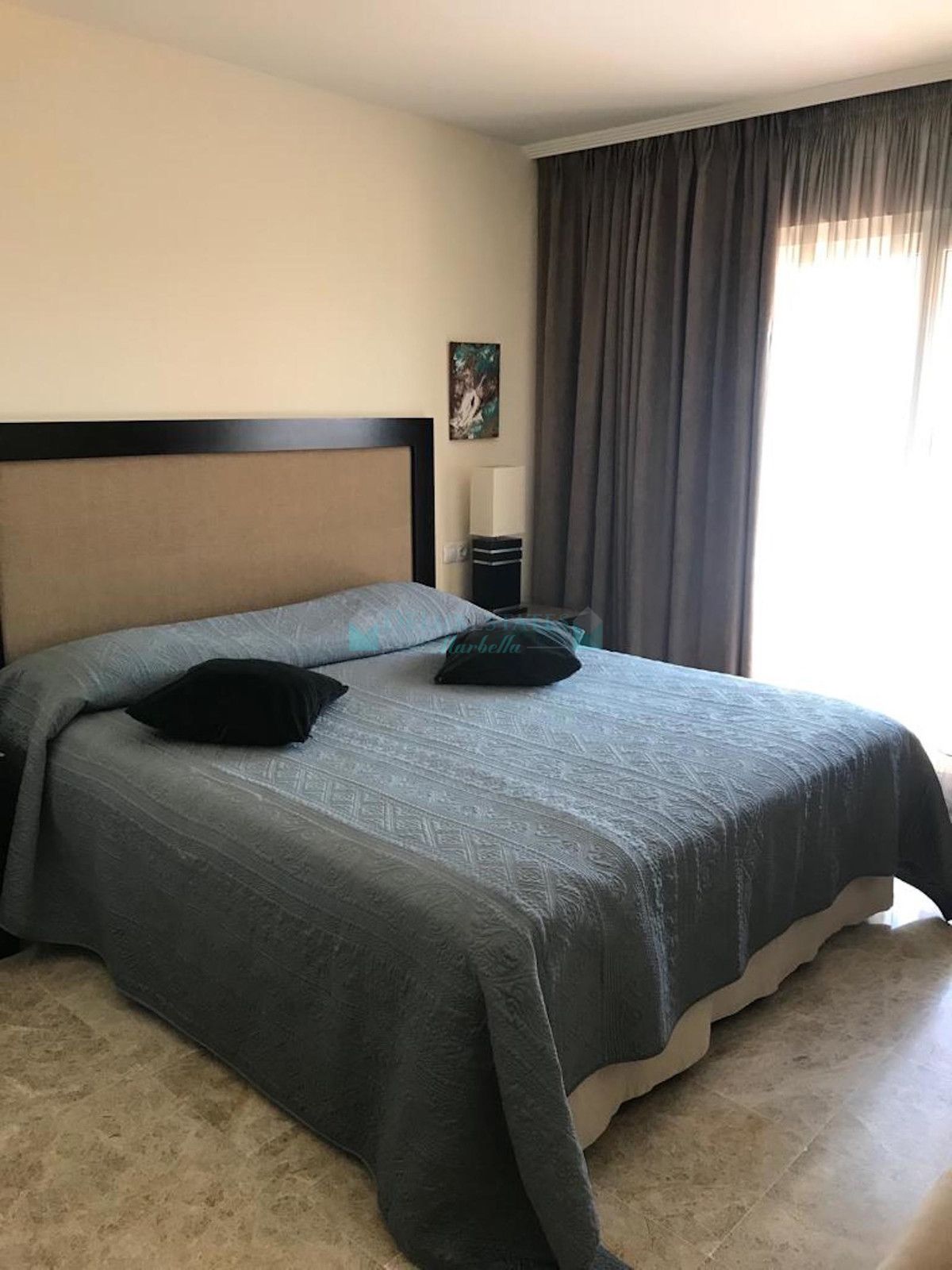 Apartment for rent in Santa Clara, Marbella East