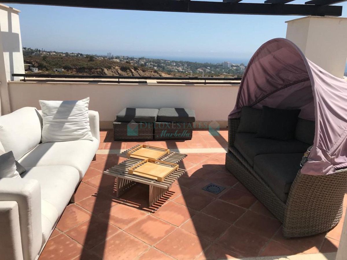 Apartment for rent in Santa Clara, Marbella East