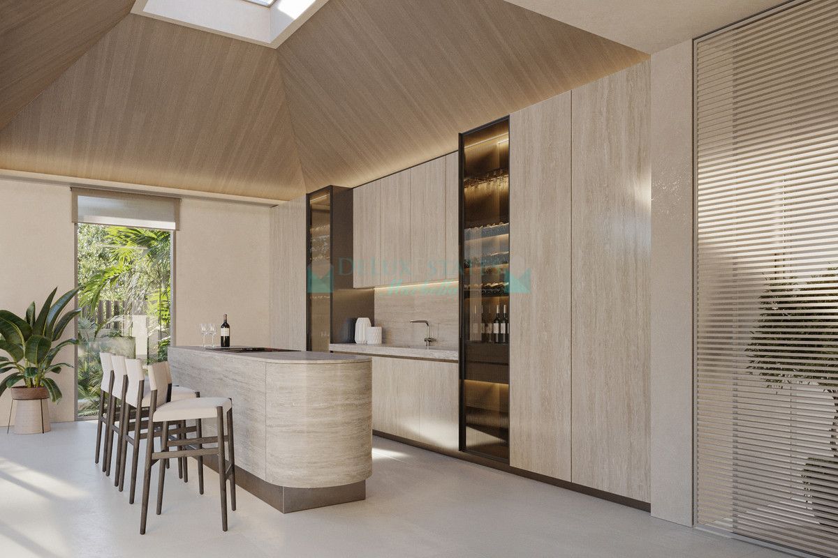 Villa for sale in Nueva Andalucia