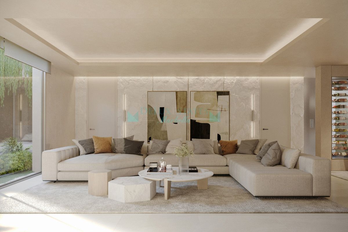 Villa for sale in Nueva Andalucia