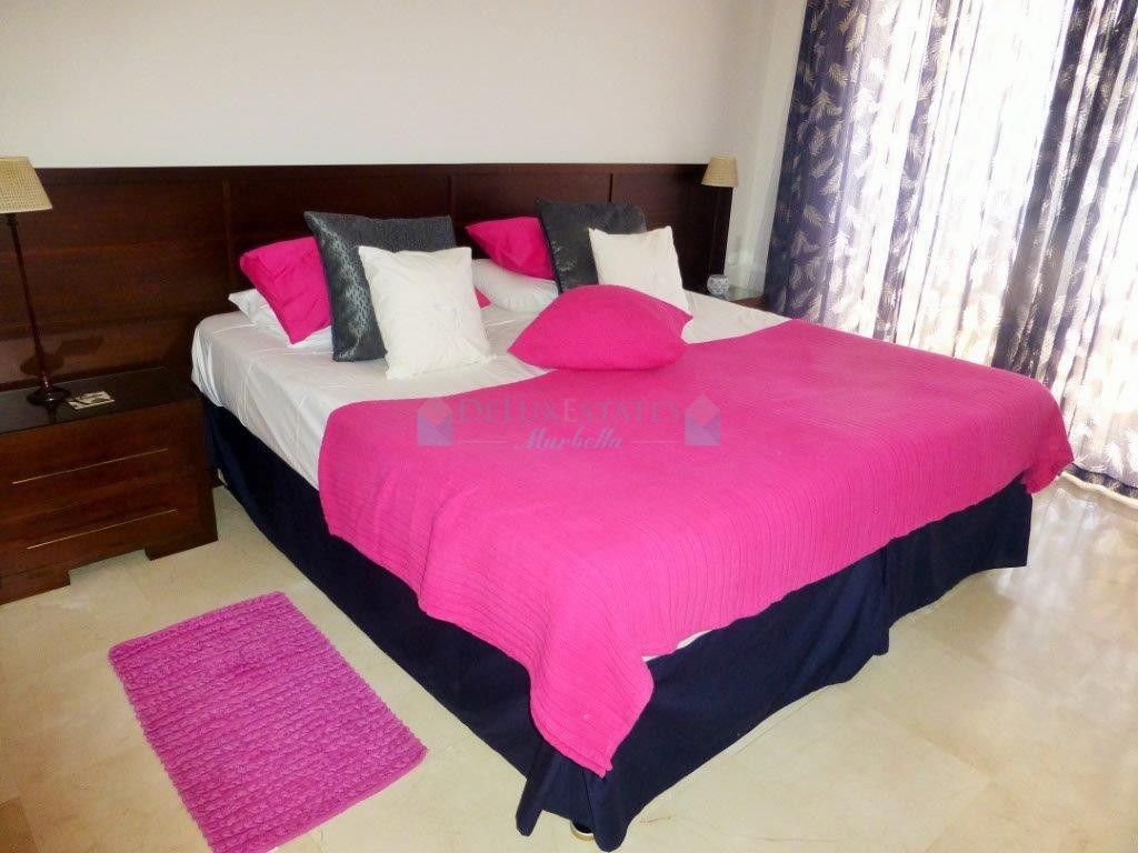 Apartamento en alquiler en Estepona