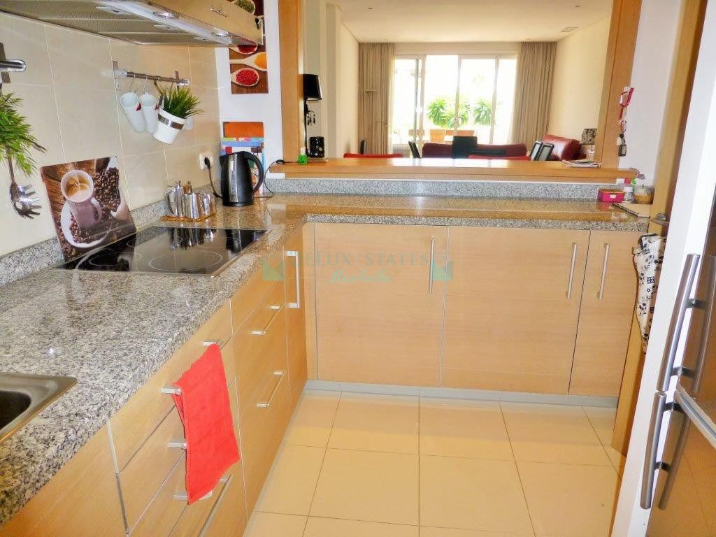 Apartamento en alquiler en Estepona