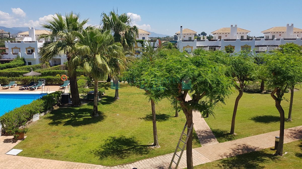 Town House for sale in Selwo, Estepona