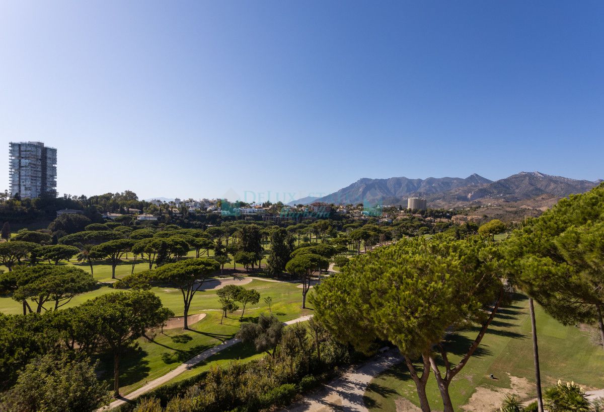 Ground Floor Apartment for rent in Rio Real, Marbella East