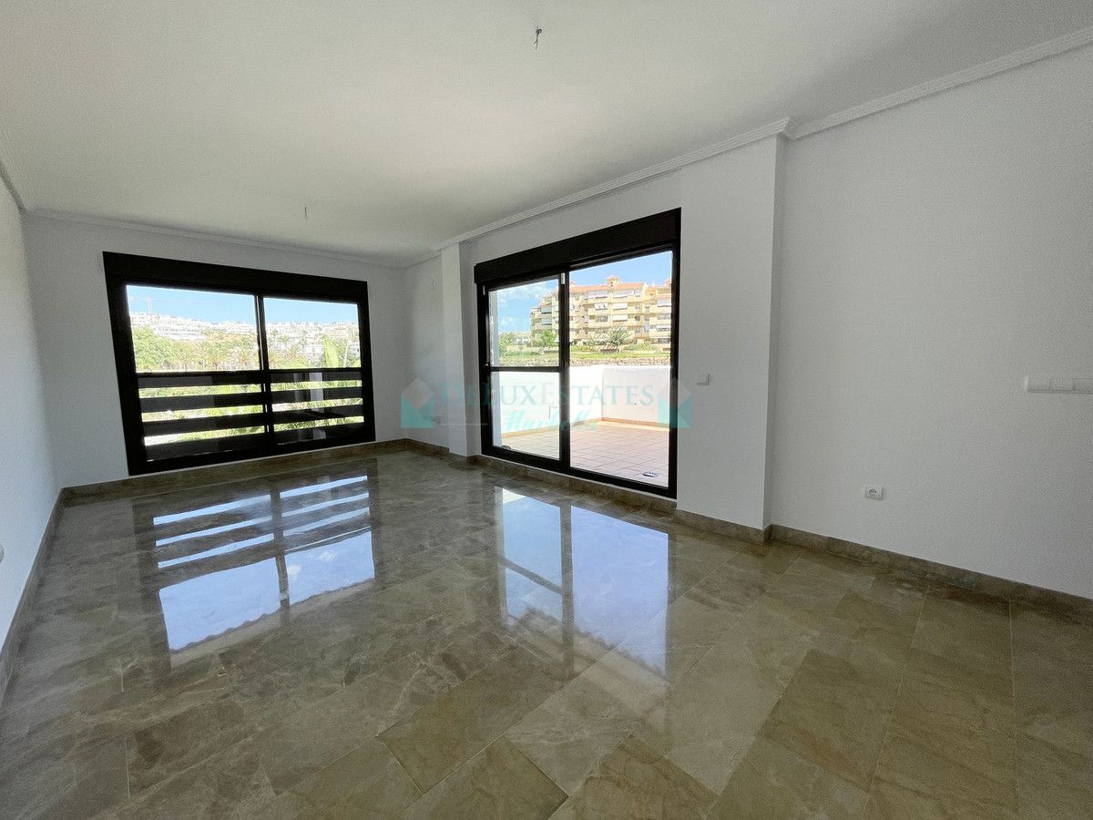 Apartamento en venta en New Golden Mile, Estepona