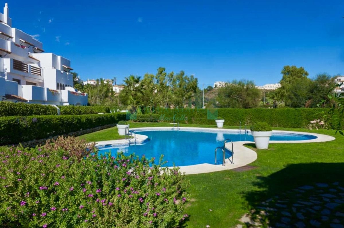 Apartamento en venta en New Golden Mile, Estepona