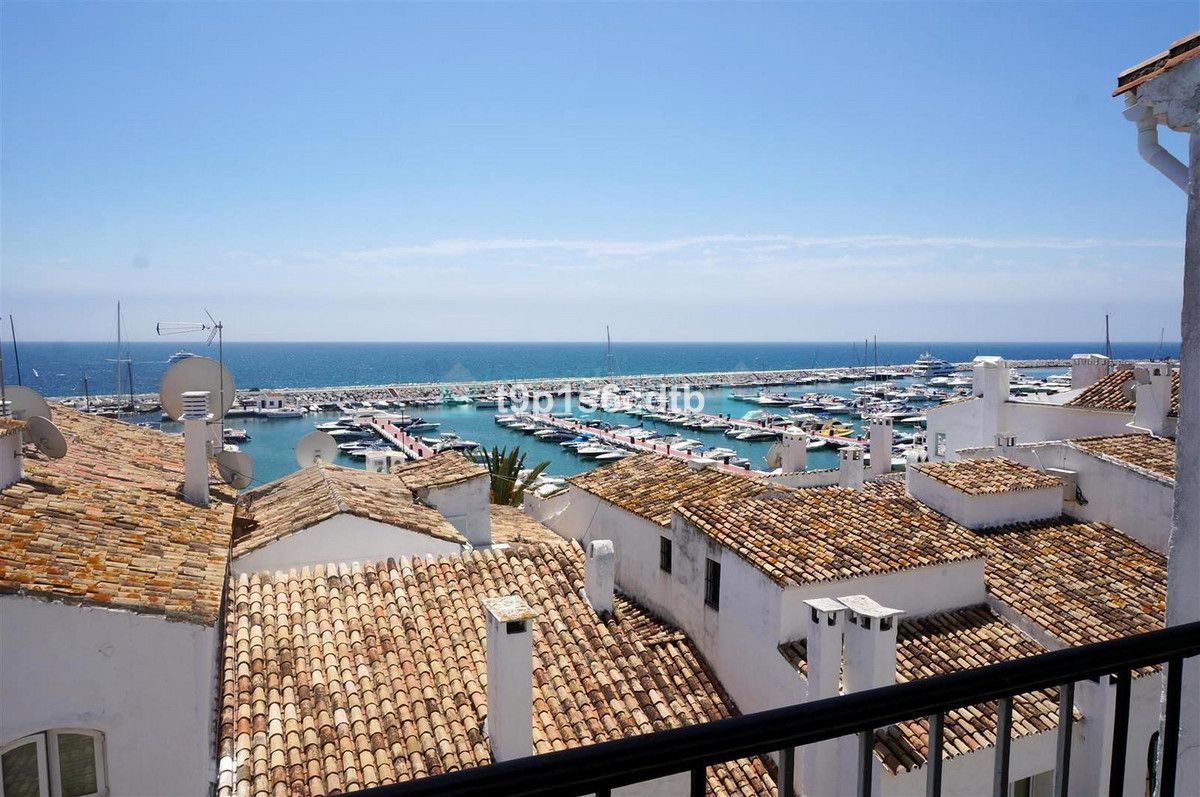 Apartment for rent in Marbella - Puerto Banus