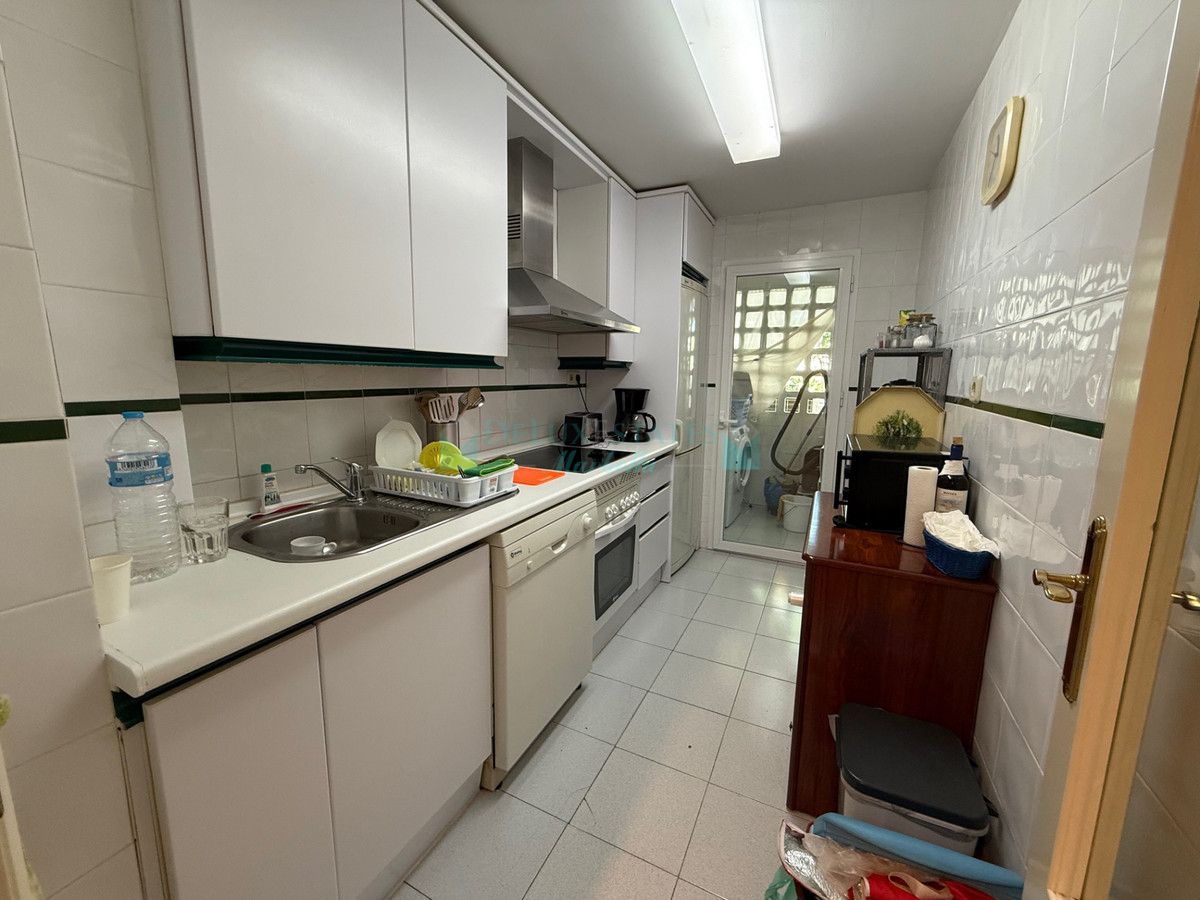 Apartment for sale in Nueva Andalucia