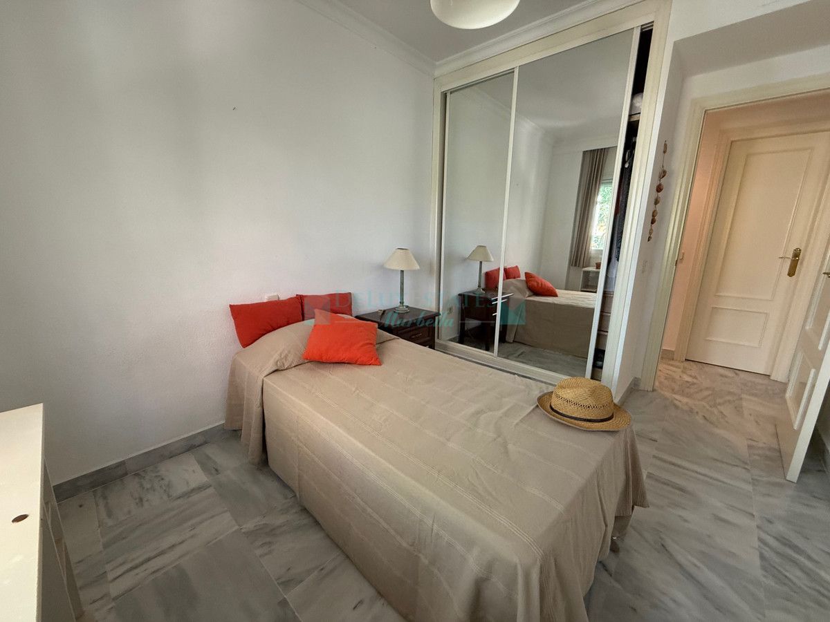 Apartment for sale in Nueva Andalucia