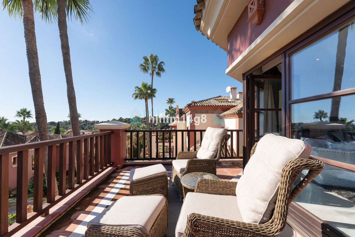 Villa for sale in Marbella Golden Mile