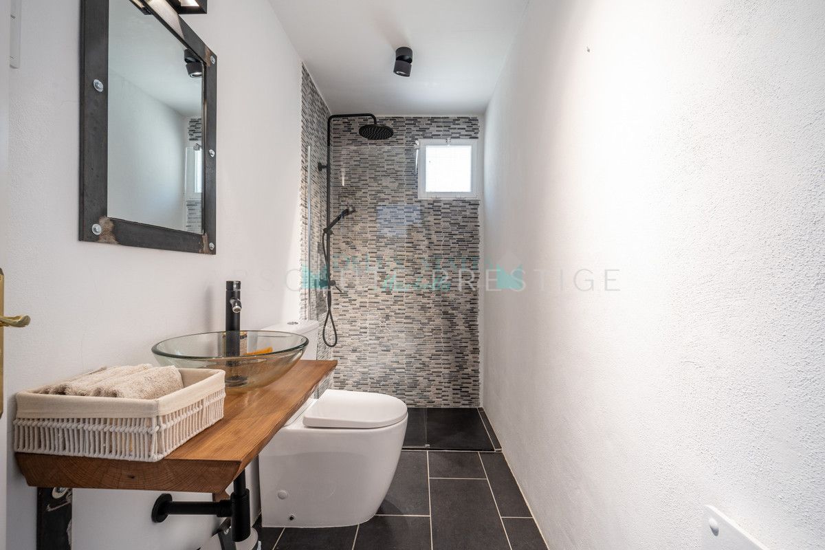 Villa for rent in Nueva Andalucia