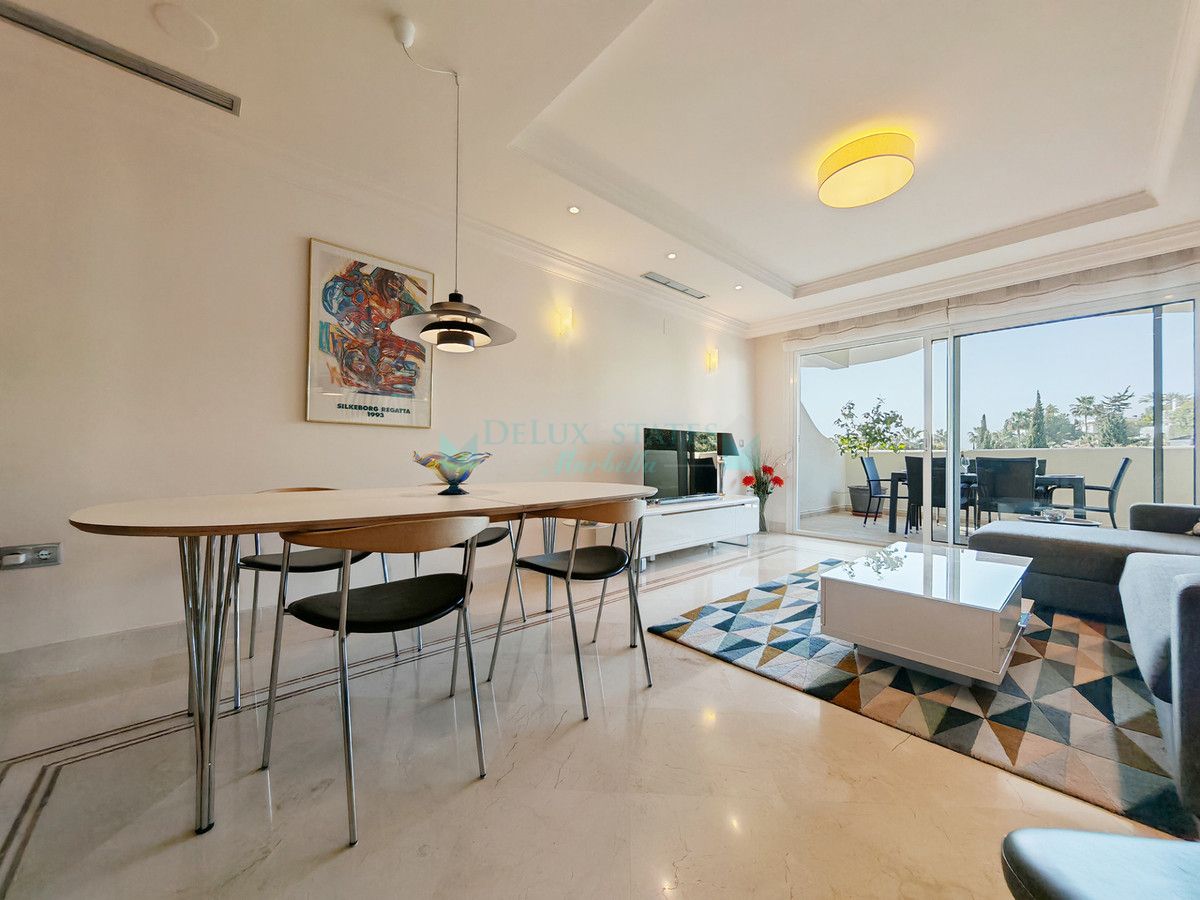 Apartment for sale in Nueva Andalucia