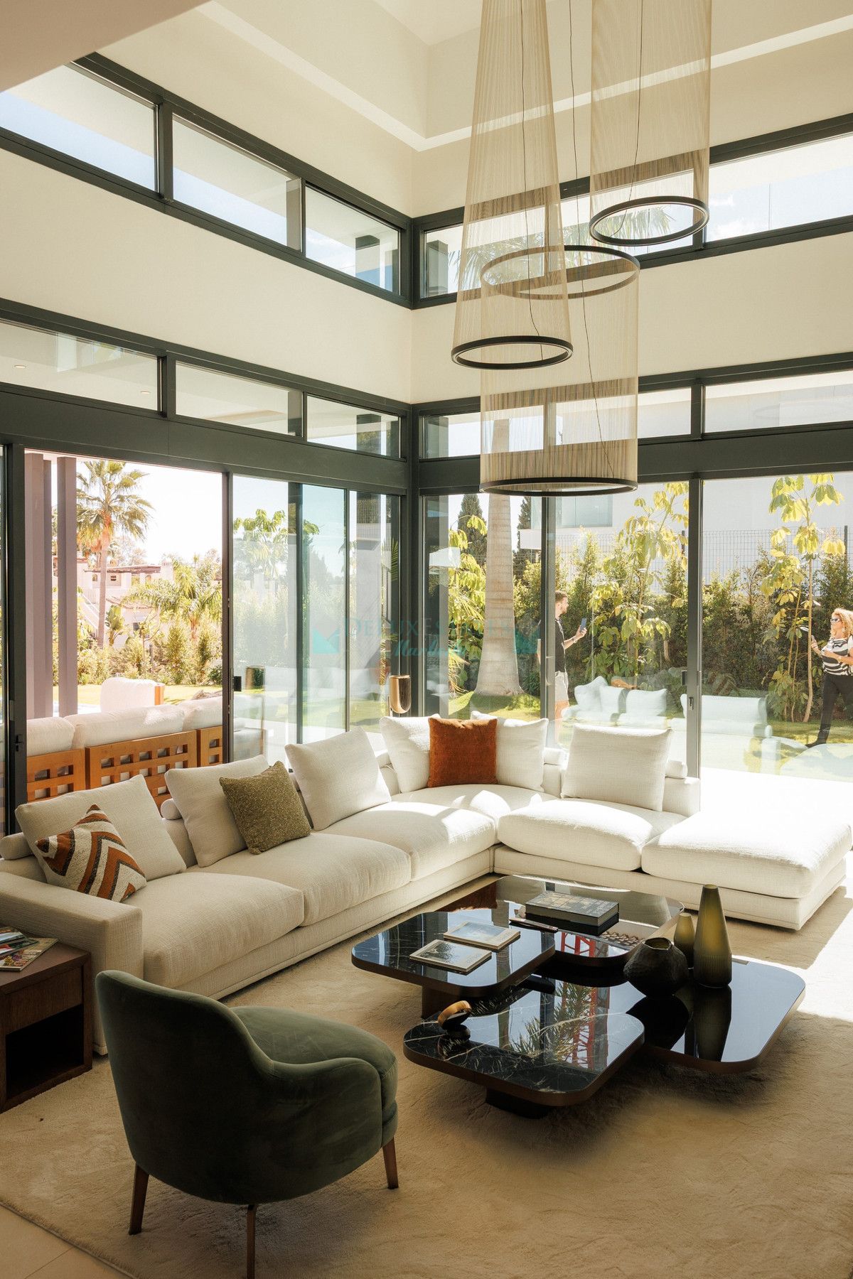 Villa for sale in Marbella Golden Mile