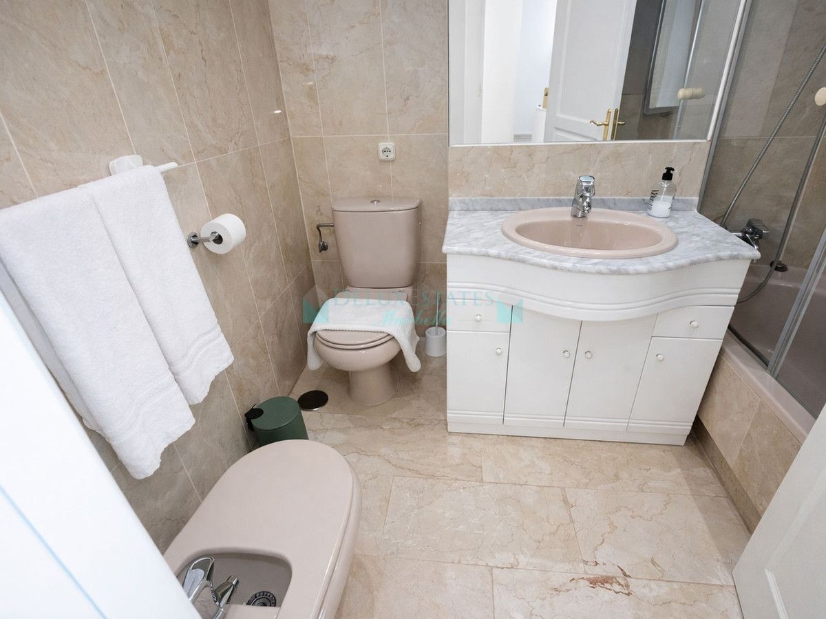 Ático en venta en Estepona