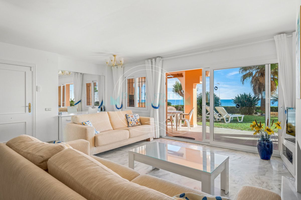 Ground Floor Apartment for sale in Estepona