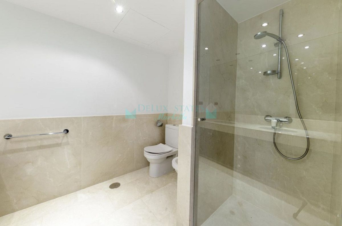 Apartment for sale in Marbella - Puerto Banus