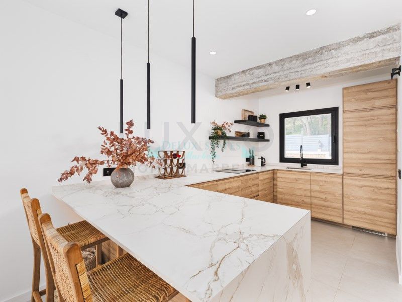 Town House for sale in Nueva Andalucia