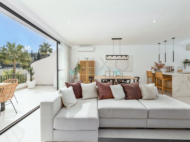 Town House for sale in Nueva Andalucia