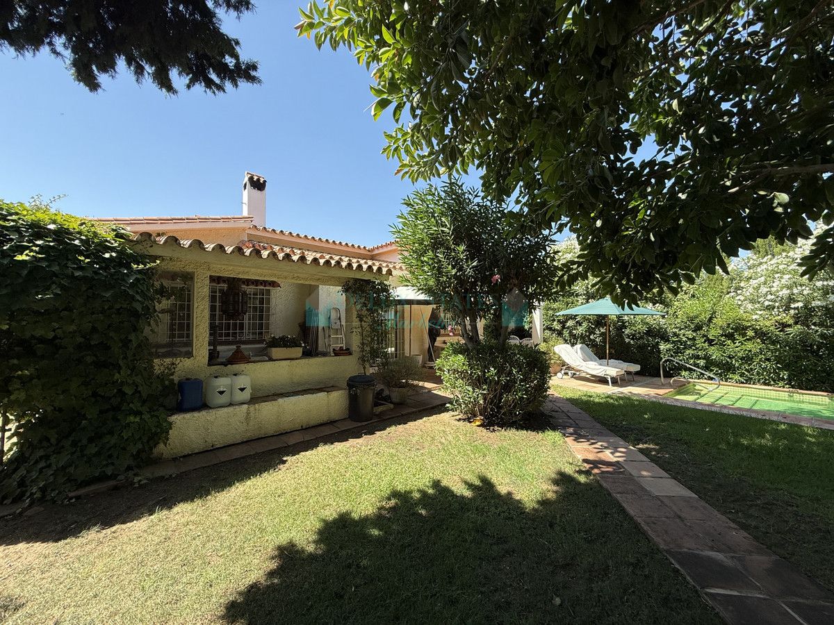 Villa for sale in San Pedro de Alcantara