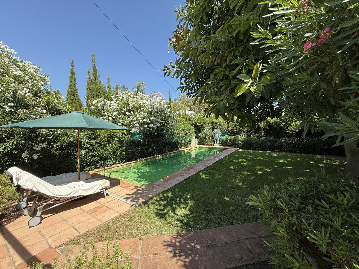 Villa for sale in San Pedro de Alcantara