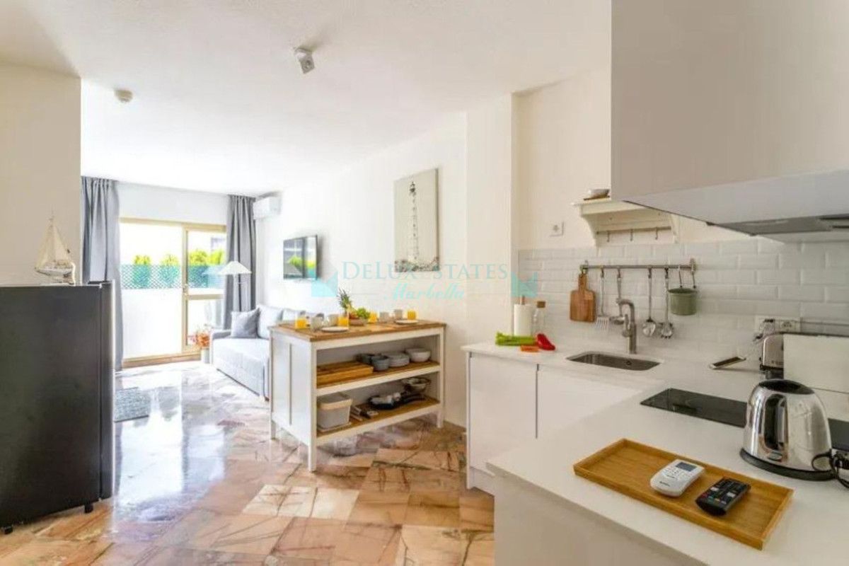 Studio for sale in Elviria, Marbella East