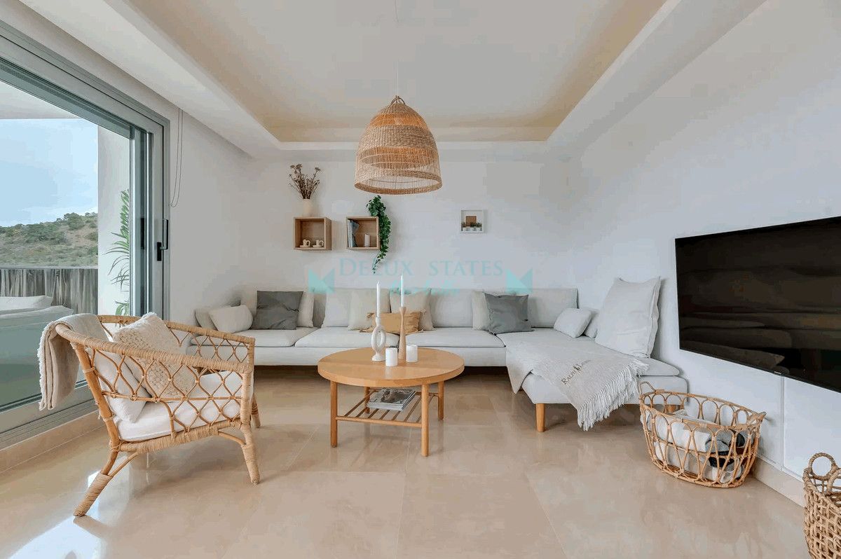 Ground Floor Apartment for sale in Los Arqueros, Benahavis