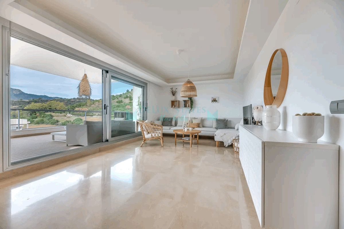 Ground Floor Apartment for sale in Los Arqueros, Benahavis