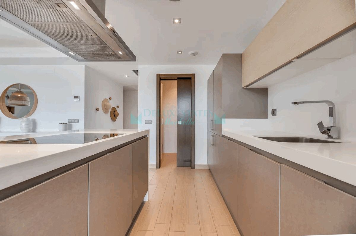 Ground Floor Apartment for sale in Los Arqueros, Benahavis