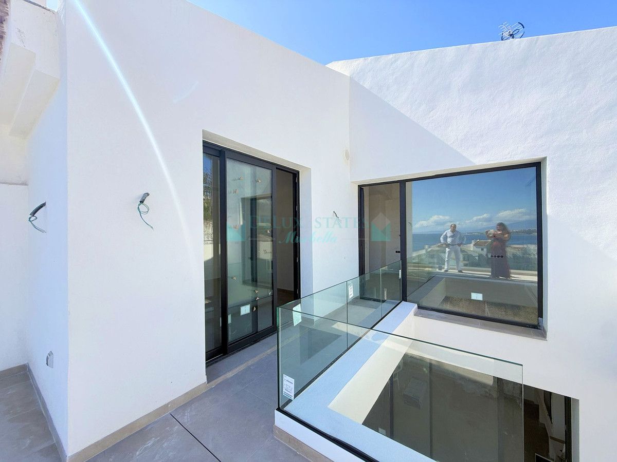 Semi Detached Villa for sale in Estepona