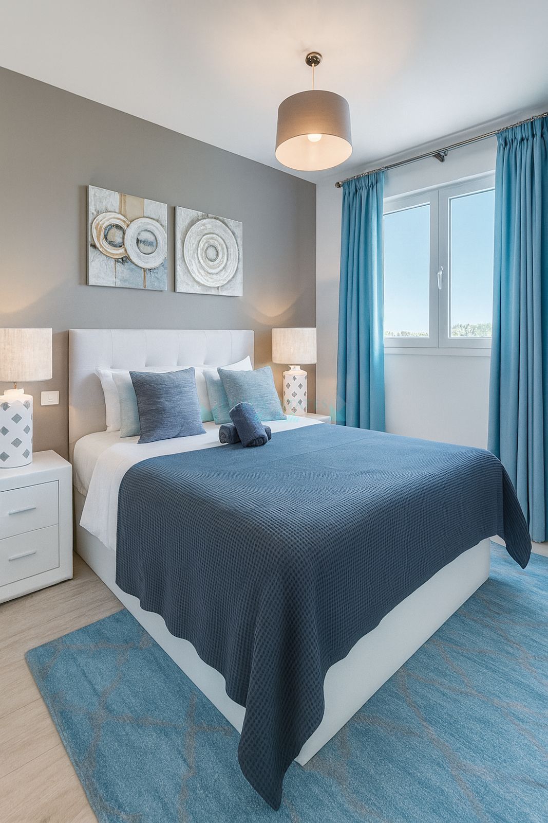 Penthouse for sale in Nueva Andalucia