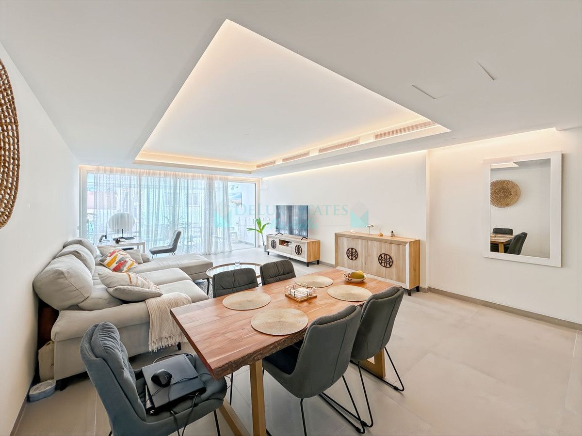 Apartment for sale in Estepona