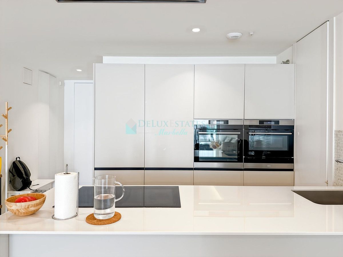 Apartment for sale in Estepona