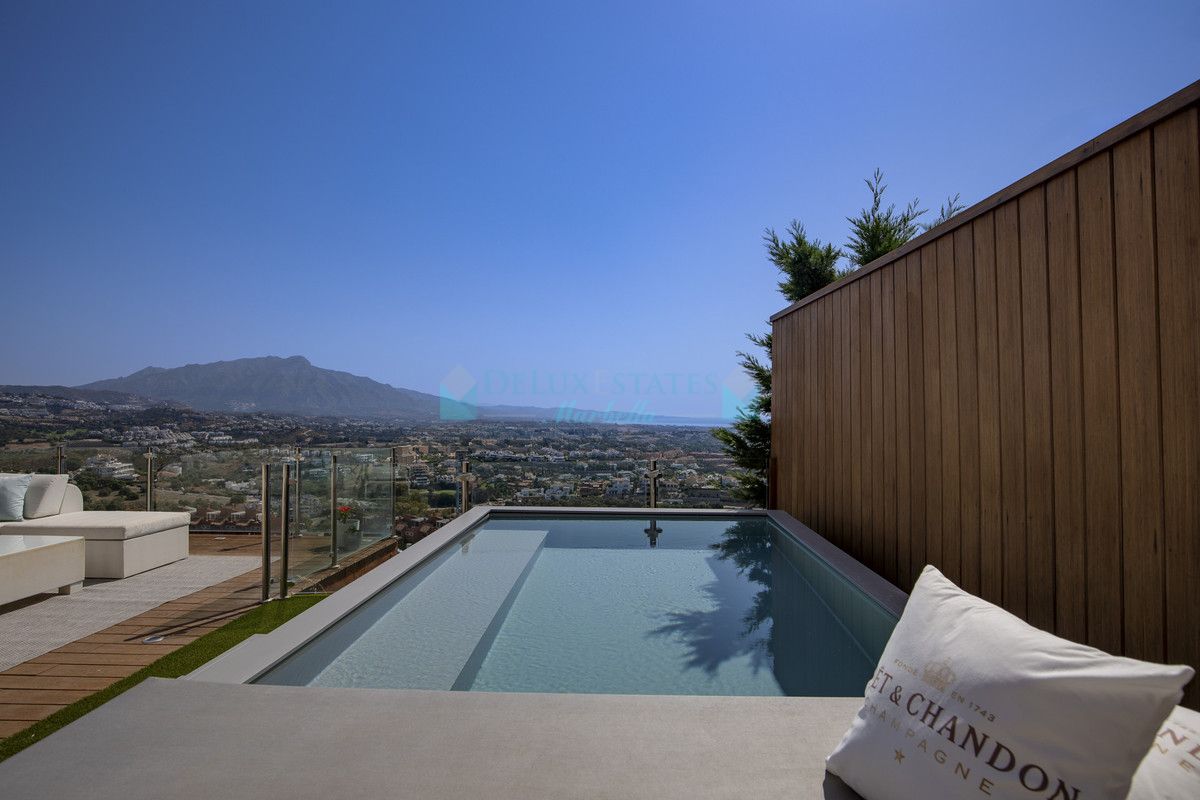 Adosado en alquiler en Benahavis