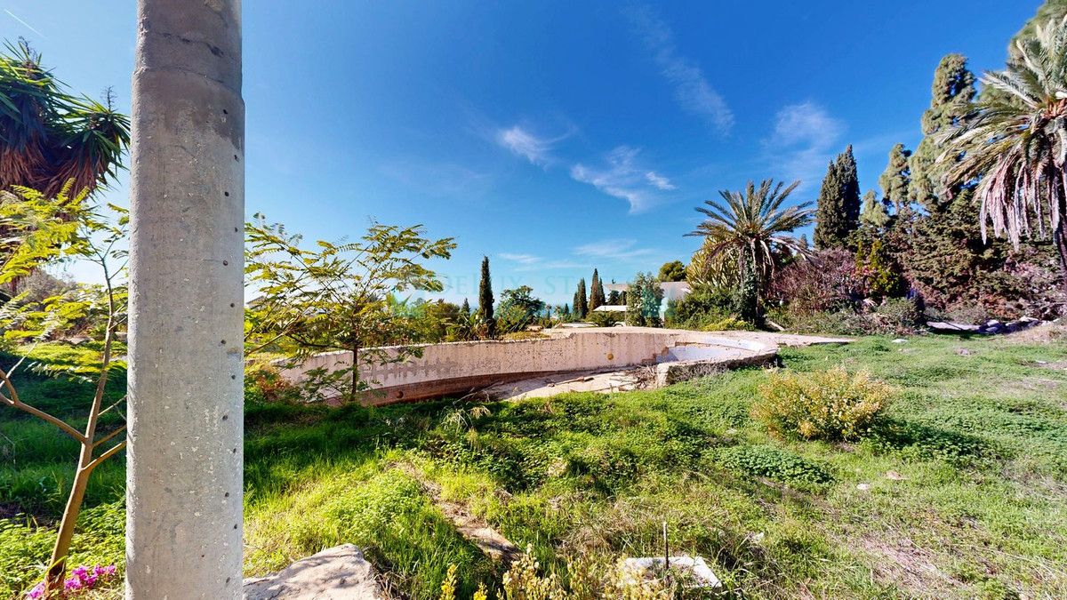 Residential Plot for sale in Hacienda las Chapas, Marbella East