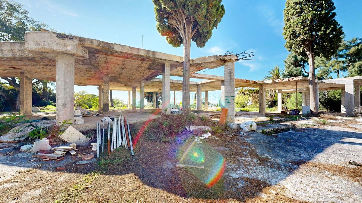 Residential Plot for sale in Hacienda las Chapas, Marbella East