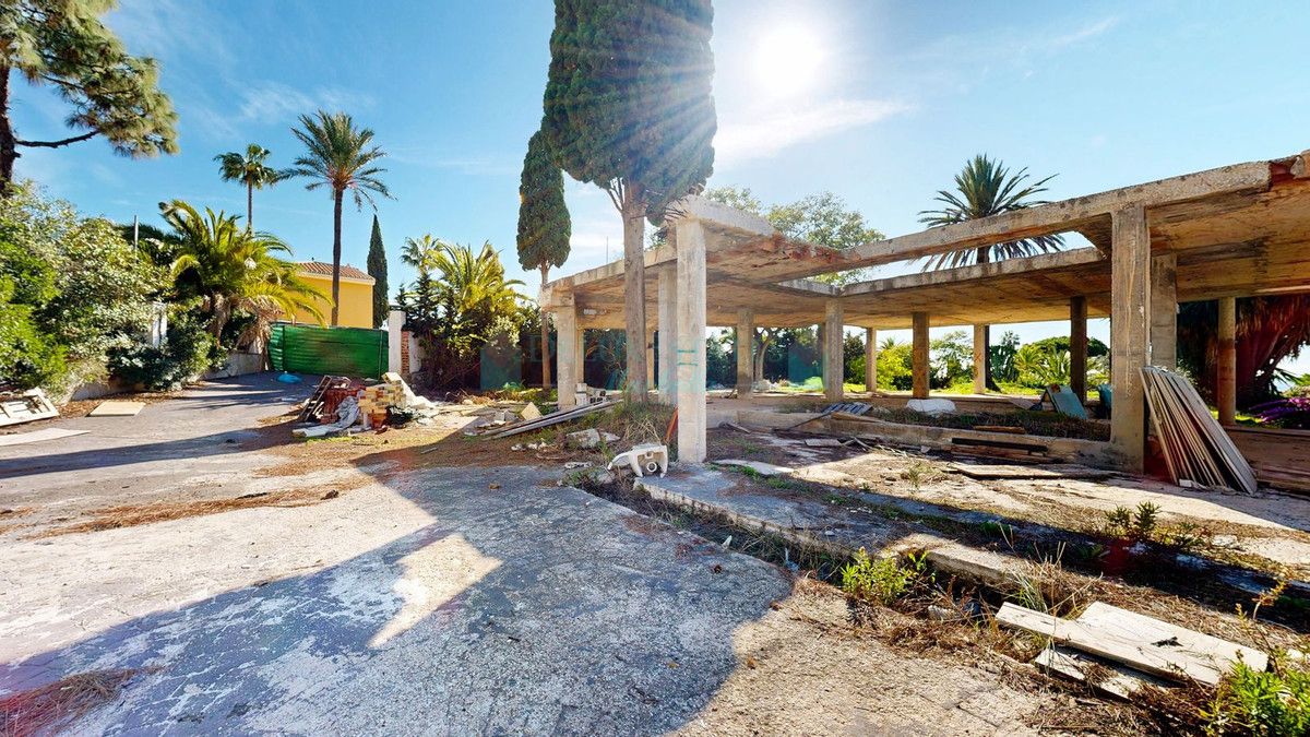 Residential Plot for sale in Hacienda las Chapas, Marbella East