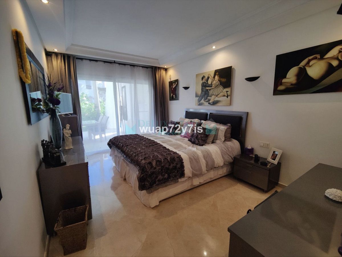 Ground Floor Apartment for sale in Marbella - Puerto Banus
