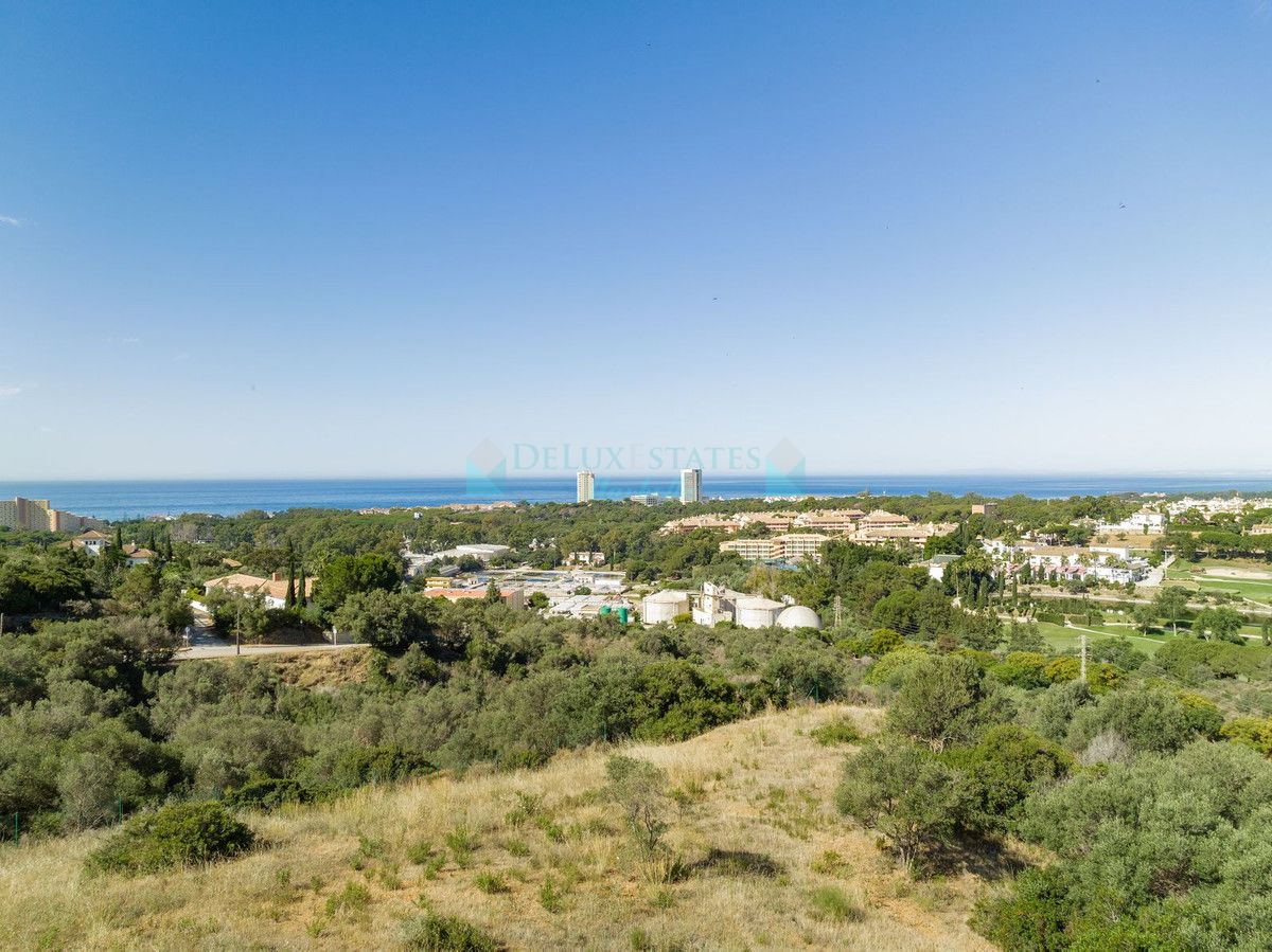 Residential Plot for sale in Elviria, Marbella East