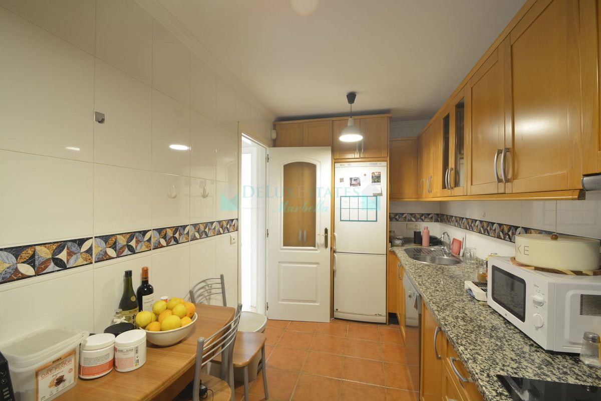 Ground Floor Apartment for sale in Elviria, Marbella East