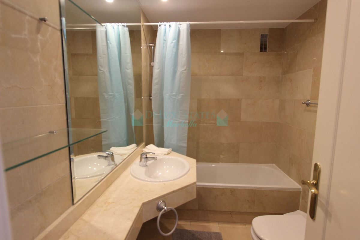 Penthouse for sale in Marbella - Puerto Banus