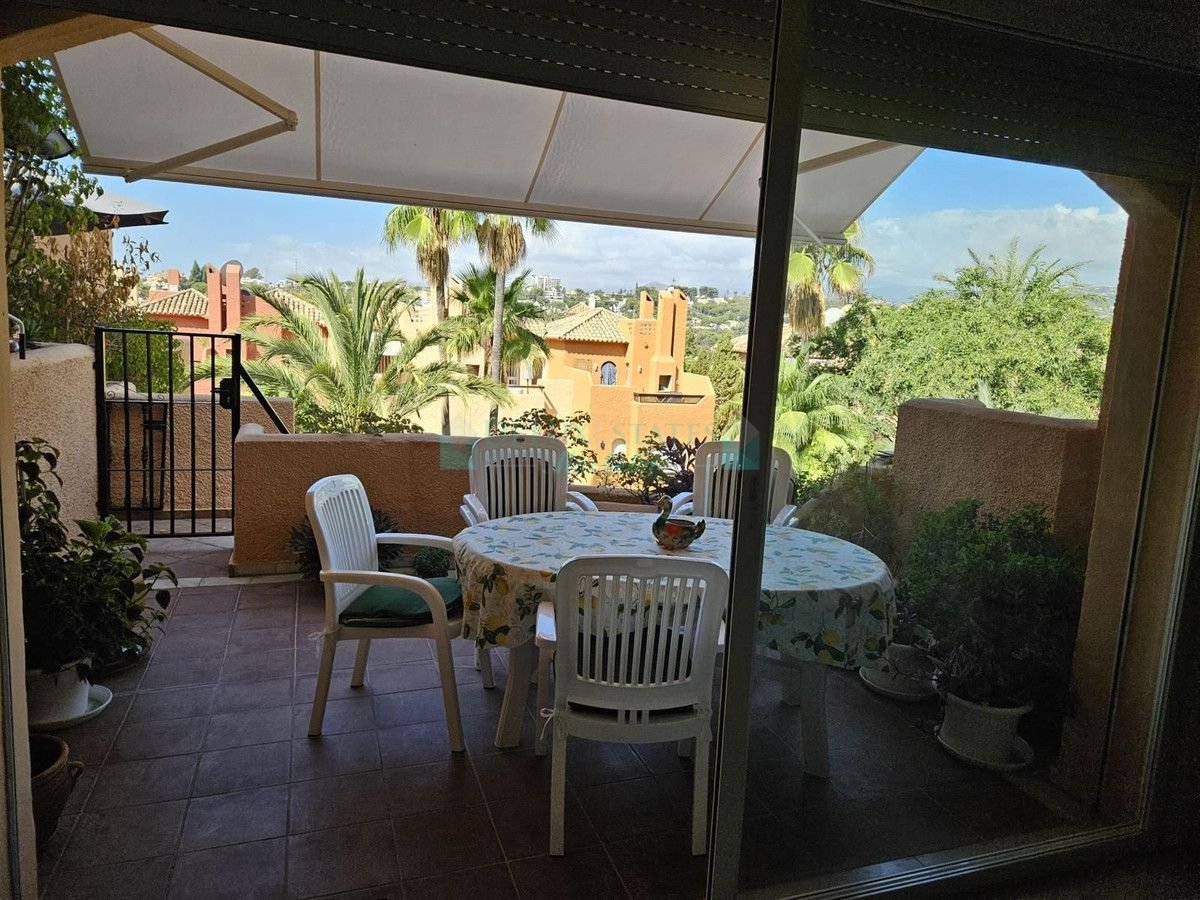 Town House for sale in Atalaya, Estepona