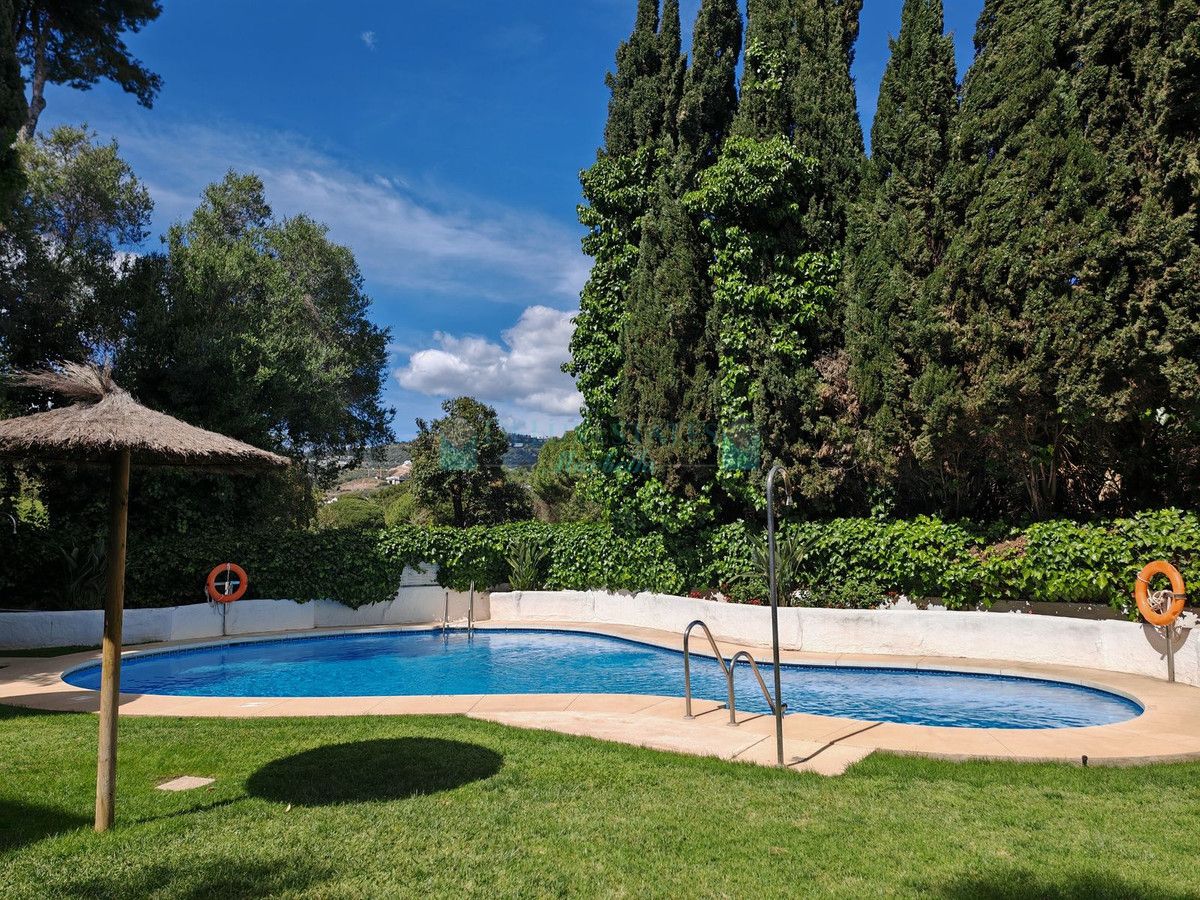 Apartment for rent in Rio Real, Marbella East