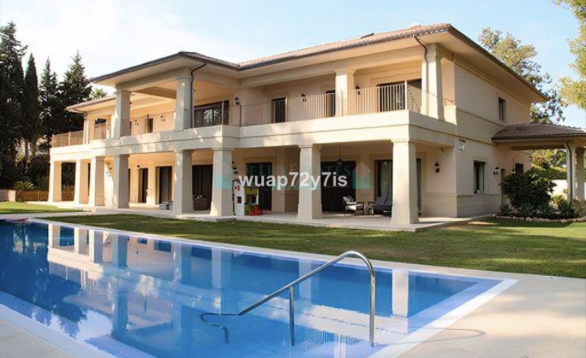 Villa for sale in Guadalmina Baja, San Pedro de Alcantara
