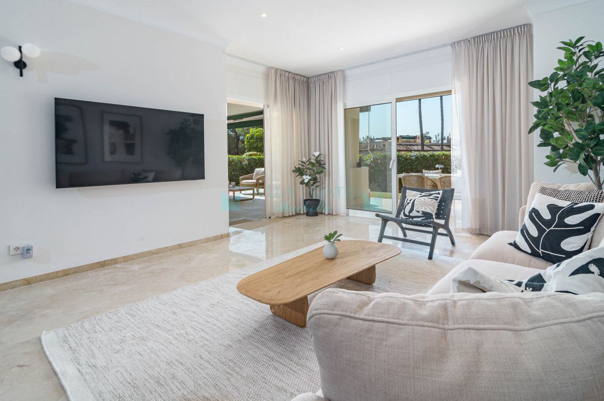 Ground Floor Apartment for rent in Nueva Andalucia