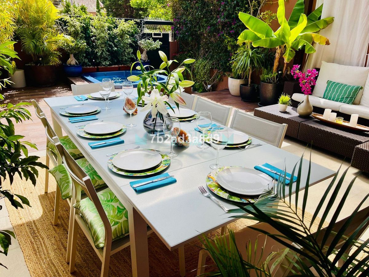 Town House for sale in Bahia de Marbella, Marbella East