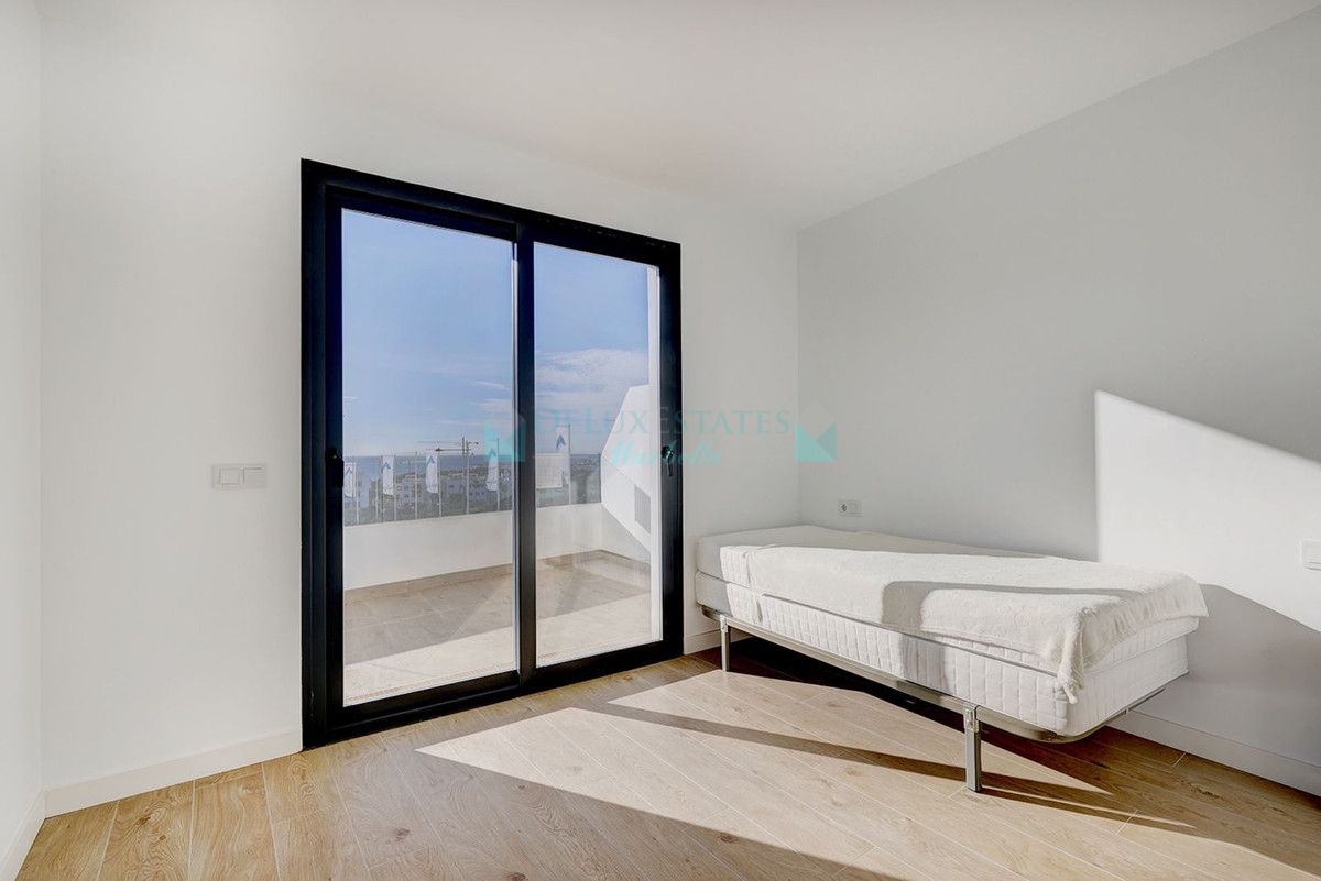 Apartment for sale in Estepona