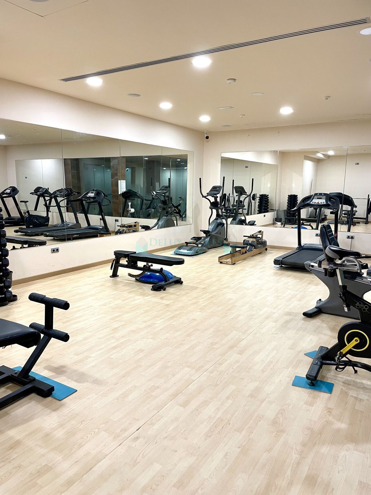 Ground Floor Apartment for sale in Benahavis