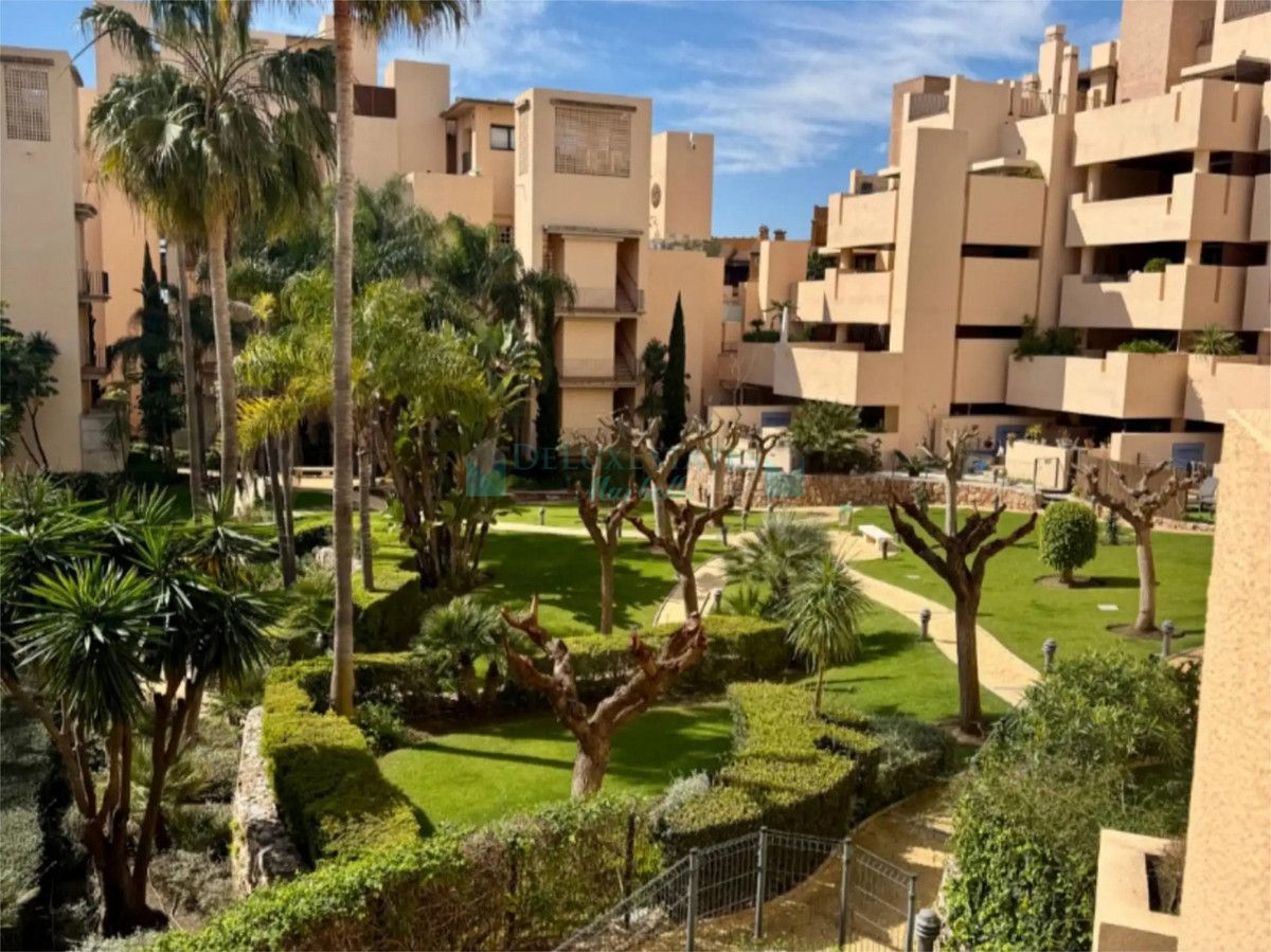 Apartment for sale in Estepona
