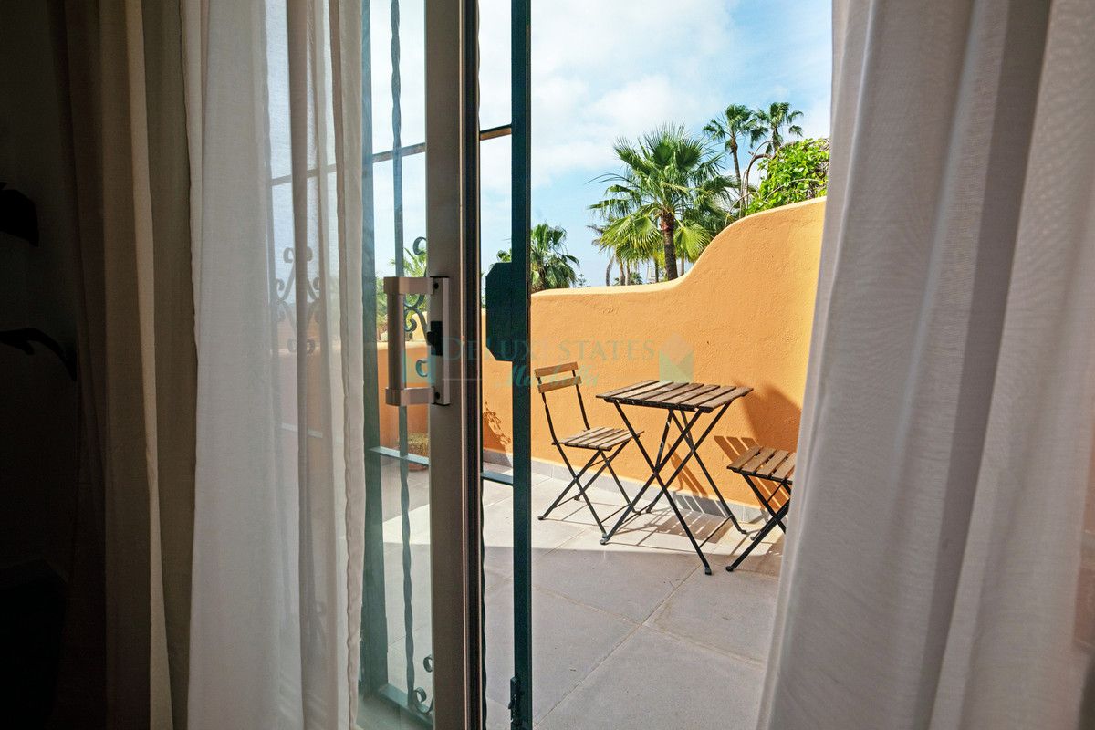 Penthouse for sale in Nueva Andalucia