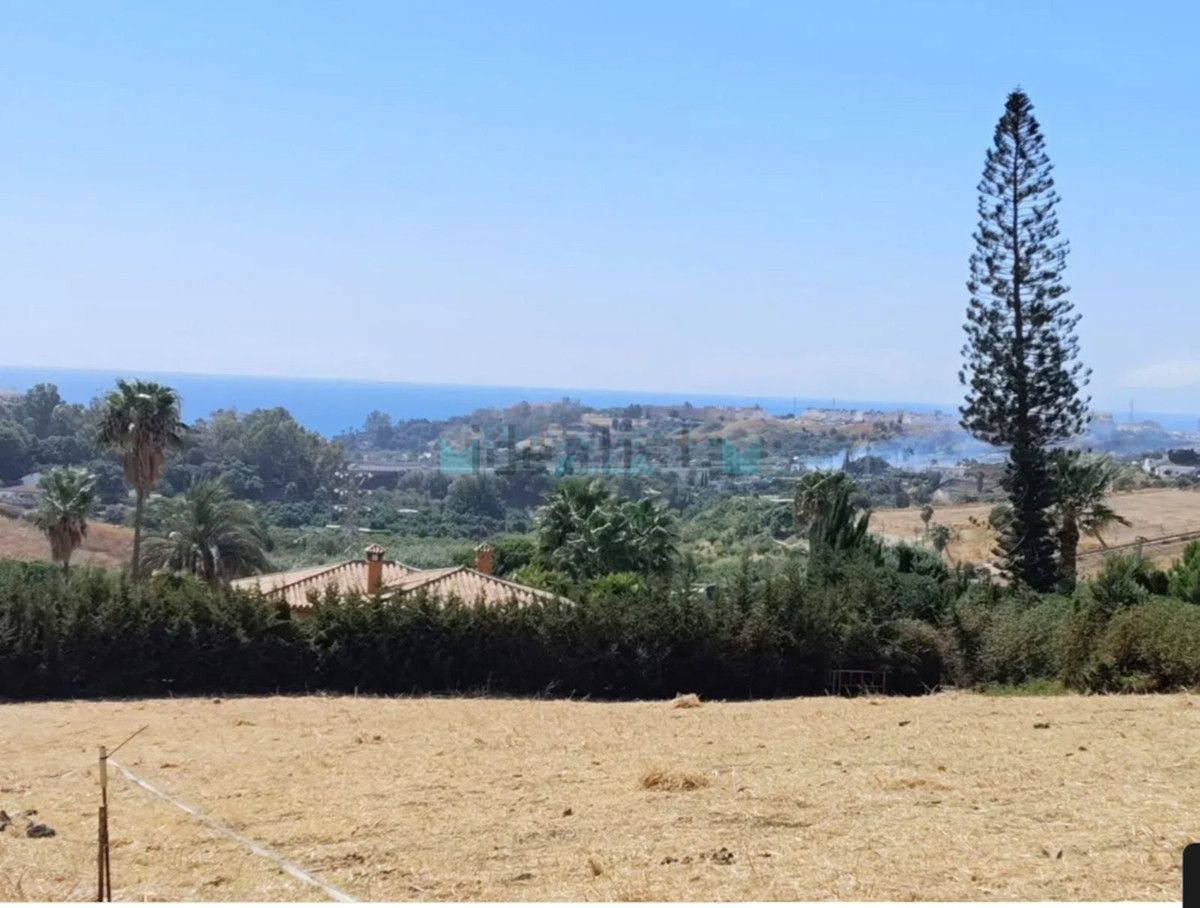 Plot for sale in Estepona